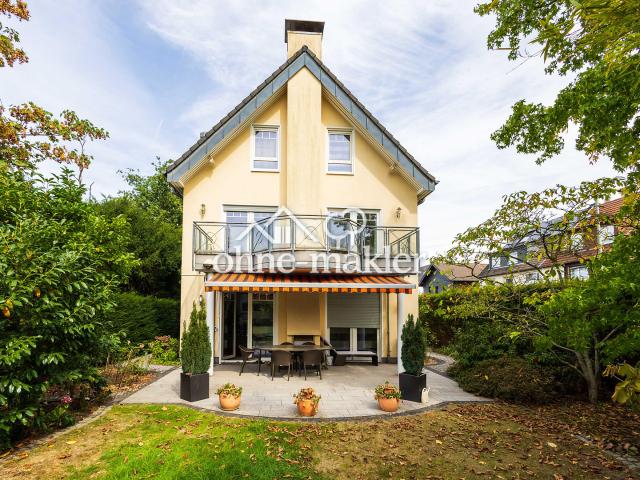 Villa in Duisburg Buchholz mit Erweiterungspotenzial gem. Bebauungsplan ohne Provision