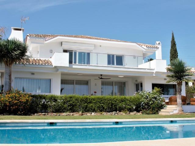 Villa in El Paraiso, Costa del Sol