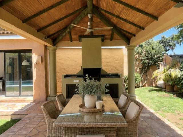 Villa in El Paraiso, Costa del Sol