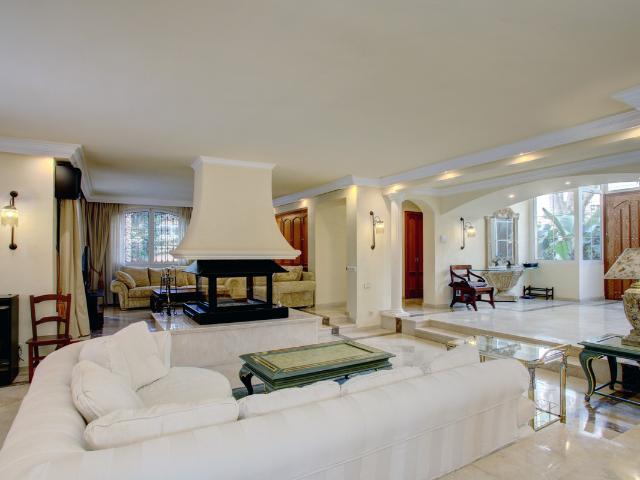 Villa in El Presidente, Costa del Sol