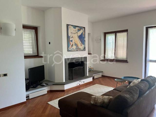 Villa in in affitto da privato a Trecastagni via Fratelli Rosselli, 37B, giardino, da privato, cucina abitabile TrovaCasa