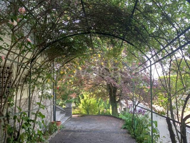 Villa in in affitto da privato a Varese via Piemonte, 71, giardino, box, terrazzo TrovaCasa
