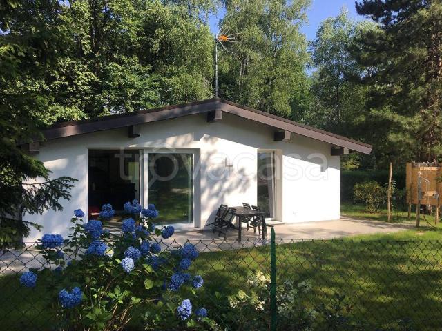 Villa in in affitto da privato a Cantù via Chigollo, 115, giardino privato, posto auto, da privato TrovaCasa