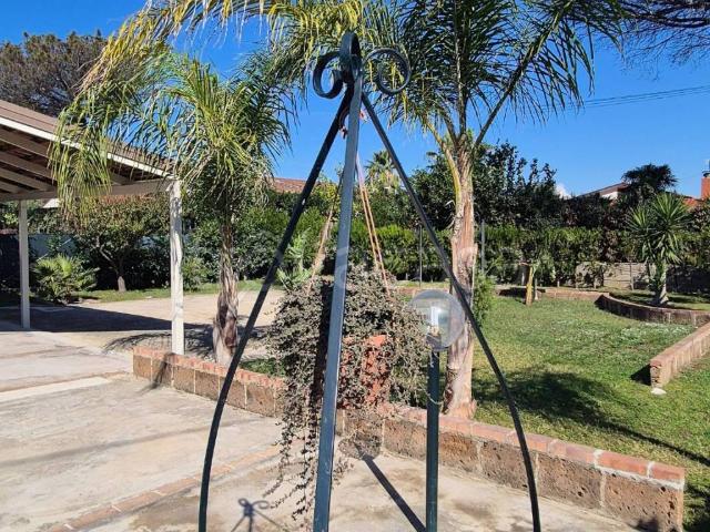 Villa in in affitto da privato a Capaccio Paestum via Cristoforo Colombo, snc, giardino, posto auto, terrazzo TrovaCasa