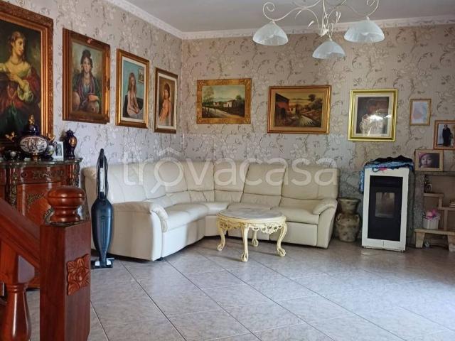 Villa in in affitto da privato a Castel Volturno viale Fiume Esino, 4, giardino, box, da privato TrovaCasa
