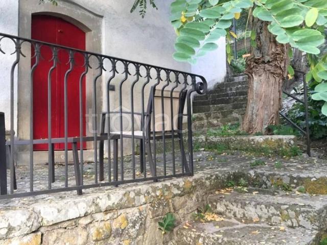 Villa in in affitto da privato a Castell'Umberto contrada Cammara Inferiore, 1, da privato, centrale, vicinanze negozi TrovaCasa