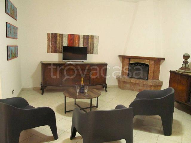 Villa in in affitto da privato a Chiaramonte Gulfi contrada Petraro, 1, giardino, da privato TrovaCasa