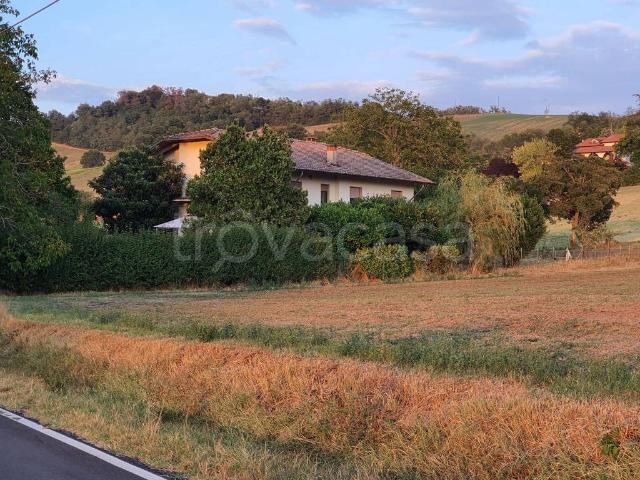 Villa in in affitto da privato a Collecchio via Vigne, 13, giardino, box, terrazzo TrovaCasa