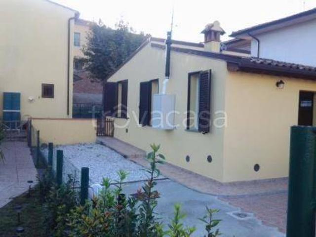 Villa in in affitto da privato a Collesalvetti piazza del Volontariato, 1, posto auto, da privato, ristrutturato TrovaCasa