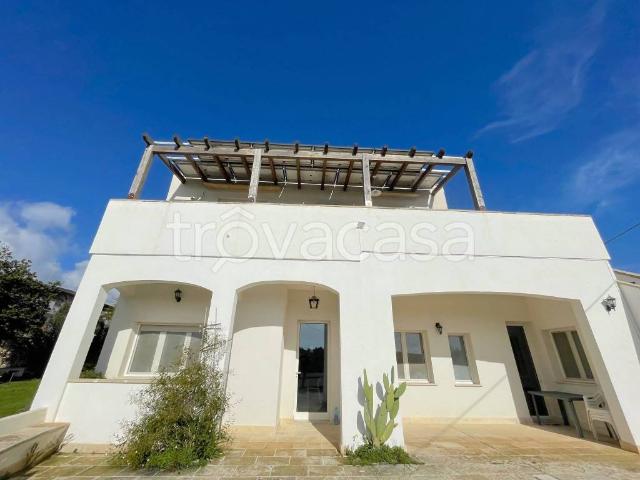 Villa in in affitto da privato a Diso via Francesco Baracca, 1, giardino privato, da privato, centrale TrovaCasa