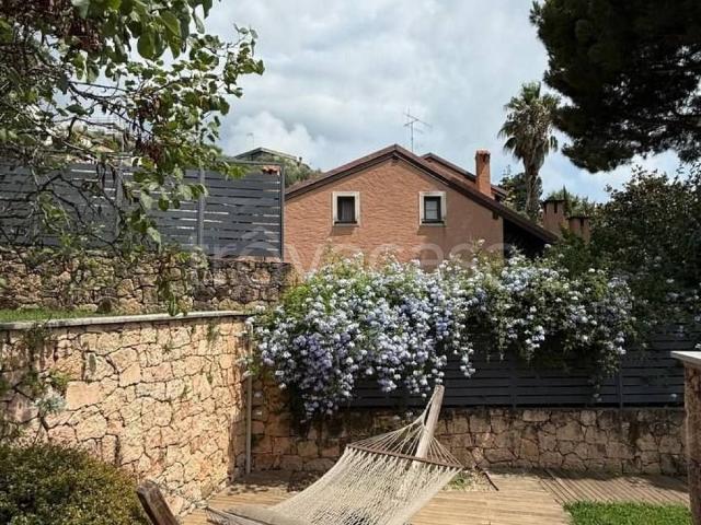 Villa in in affitto da privato a Finale Ligure via dei Navigatori, 66, giardino, box, da privato TrovaCasa