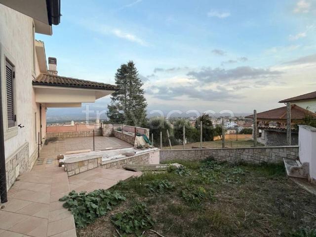 Villa in in affitto da privato a Fiano Romano via Val Casale, 5, da privato, piscina TrovaCasa