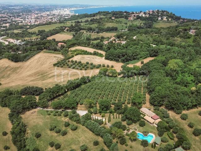 Villa in in affitto da privato a Gabicce Mare via Gessara, 4, giardino, posto auto, da privato TrovaCasa