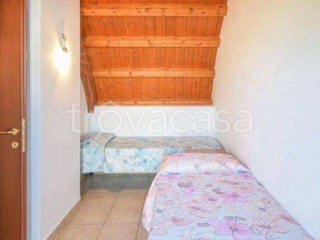 Villa in in affitto da privato a Isca sullo Ionio contrada Lenze, giardino privato, da privato, doppi servizi TrovaCasa