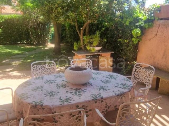Villa in in affitto da privato a Ladispoli via Marte, 25, giardino, posto auto, da privato TrovaCasa