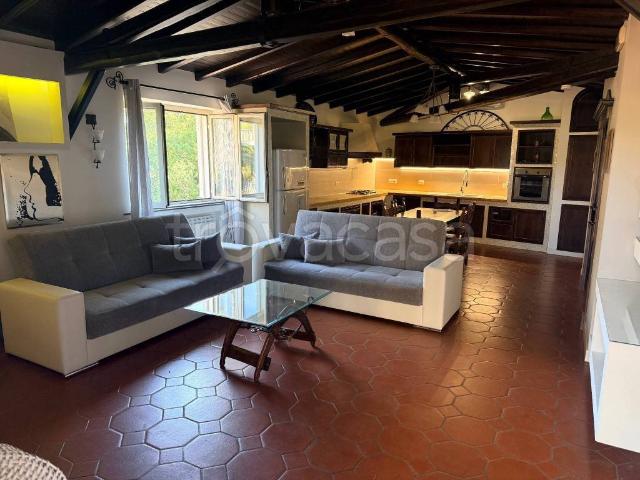 Villa in in affitto da privato a Mascalucia via Santa Spera Traversa 2, 13, terrazzo, da privato, caminetto TrovaCasa