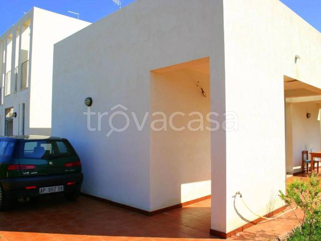 Villa in in affitto da privato a Melendugno via Cipro, giardino, da privato, lavatrice TrovaCasa