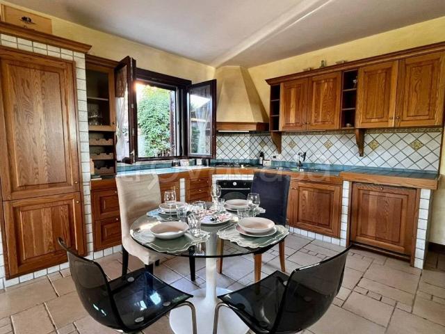 Villa in in affitto da privato a Modica via Litoranea Pozzallo, giardino privato, da privato, vista giardino TrovaCasa