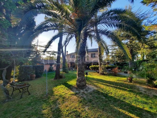 Villa in in affitto da privato a Rimini via San Lorenzo a Monte, 24, giardino, box, da privato TrovaCasa