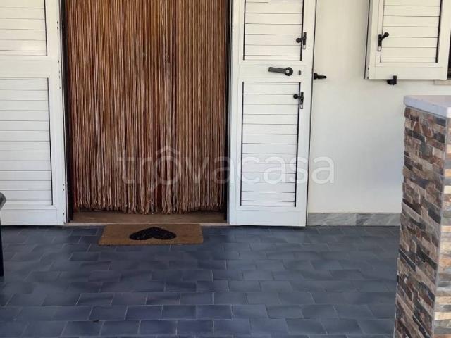 Villa in in affitto da privato a Rodi Garganico viale delle Meduse, 67, giardino, da privato, centrale TrovaCasa