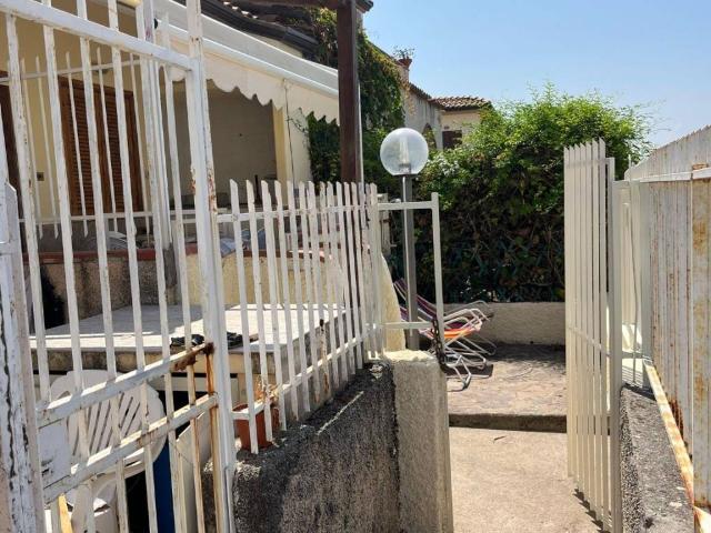 Villa in in affitto da privato a Scalea via Antonio Ligabue, 7, da privato, vista mare, lavatrice TrovaCasa