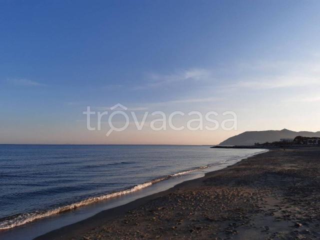 Villa in in affitto da privato a San Felice Circeo via Terracina, giardino, da privato, prezzo trattabile TrovaCasa