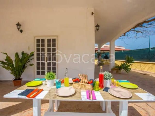Villa in in affitto da privato a San Vito dei Normanni via San Vito dei Normanni, giardino, da privato, caminetto TrovaCasa