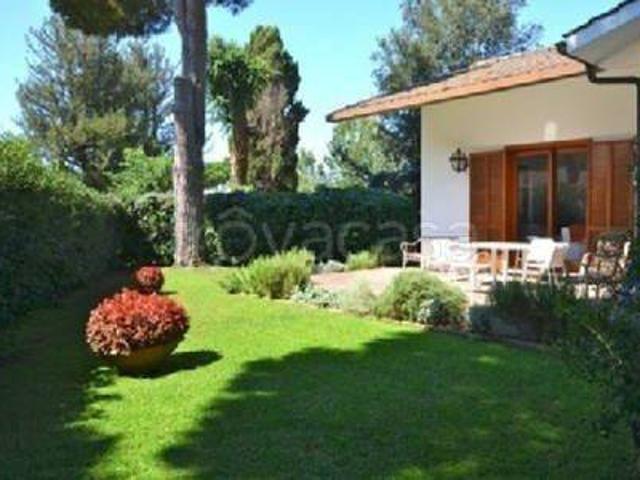 Villa in in affitto da privato a Sabaudia via degli Artiglieri, 5, giardino privato, da privato TrovaCasa