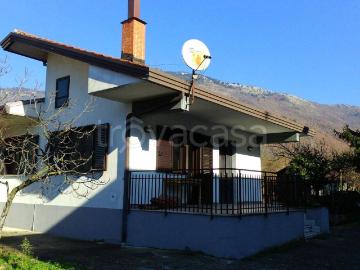 Villa in in affitto da privato a Serino via Pasquale Roberto, 1, non arredato/vuoto, box, da privato TrovaCasa