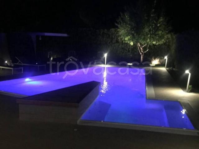 Villa in in affitto da privato a Siracusa via delle Muse, da privato, in costruzione, piscina TrovaCasa