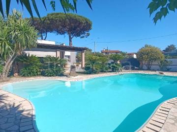 Villa in in affitto da privato ad Anzio via dei Castani, 29, giardino, da privato, piscina privata TrovaCasa