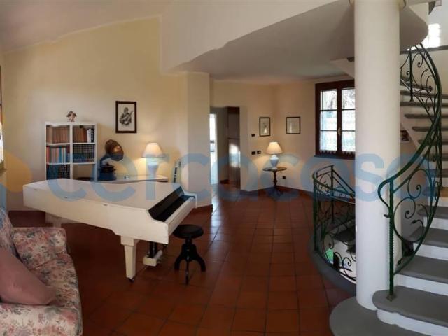 Villa in ottime condizioni in affitto a Santa Maria A Monte