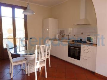 Villa in ottime condizioni in affitto a Santa Maria A Monte