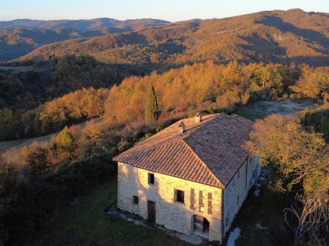 Villa in Pietra su Colle 327m² Città di Castello