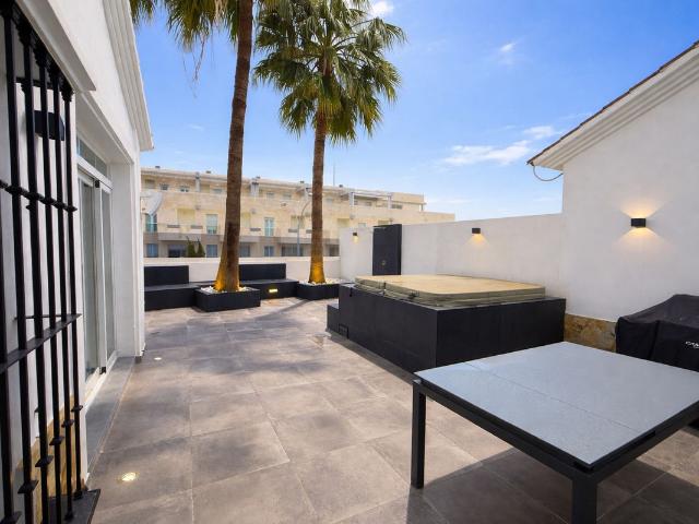 Villa in Riviera del Sol, Costa del Sol