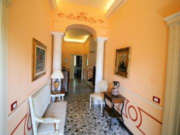 Villa in stile liberty vicino a Lucca 425m² Altopascio