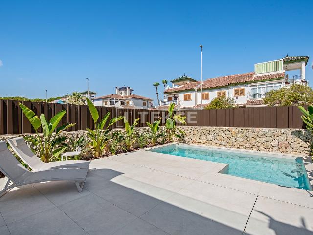Villa Independiente Mil Palmeras Pilar de la Horadada Alican. 131m² Torre de la Horadada