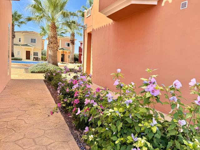 Villa independiente con 2 habitaciones y piscina comunitaria en el hermoso Altaona Golf and Country Village