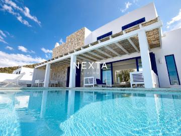 ¡Villa independiente con vistas al océano y piscina climatiz. 444m² Adeje