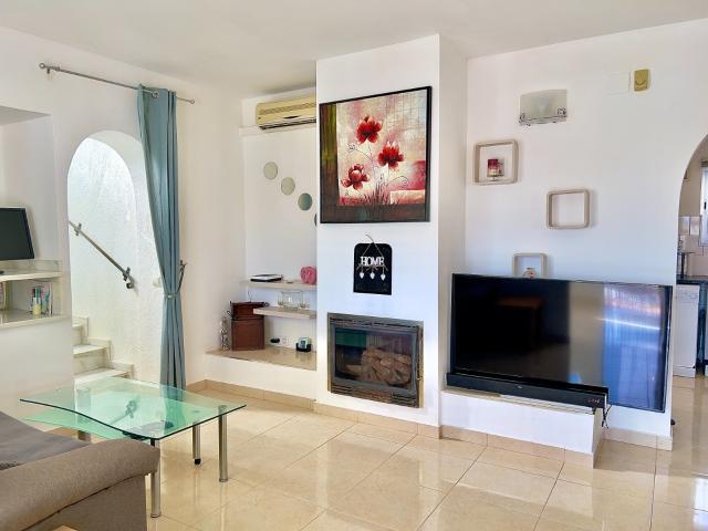 Villa independiente con apartamento de invitados independien. 145m² Benitachell