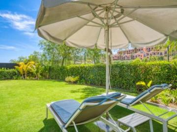 Villa Independiente de 3 dormitorios en Estepona