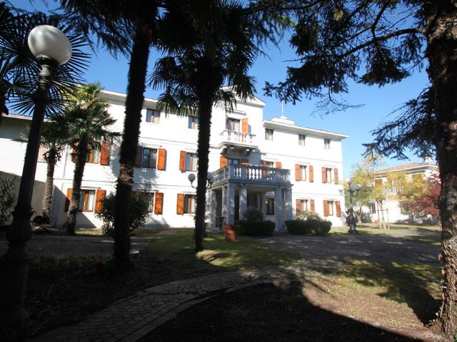 Villa indipendente in vendita a Gradisca d'Isonzo