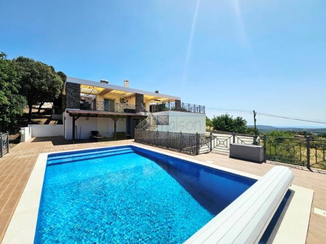 Villa Individual de 3 Quartos em Sítio da Mesquita Vista para o Mar e Montanhas