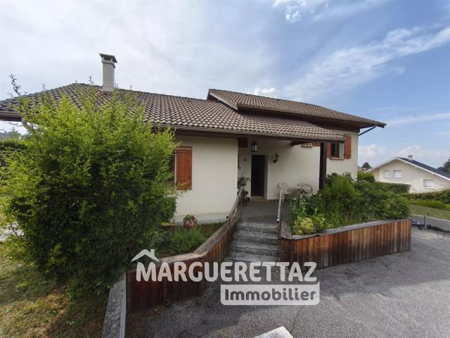 Villa individuelle 3 chambres en demi niveaux terrain au c. 98m² La Roche sur Foron