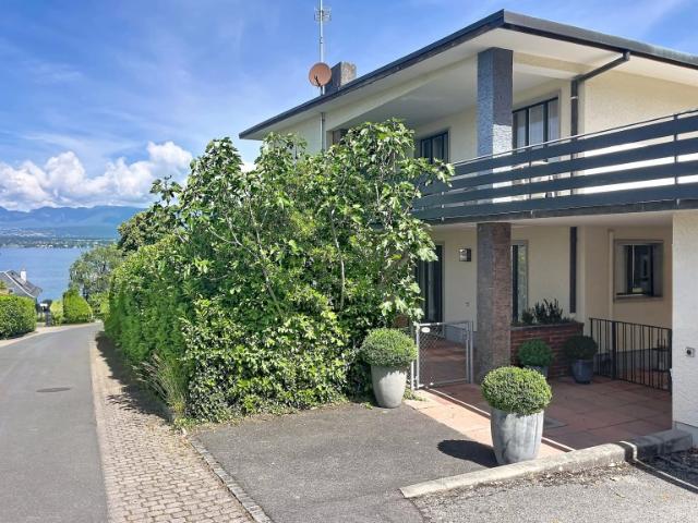 Villa individuelle avec plage privée Route d'Hermance Comptoir Immobilier