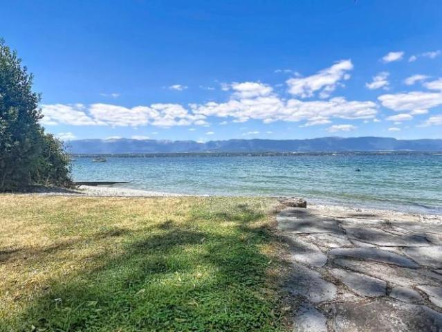 Villa individuelle avec plage privée Route d'Hermance