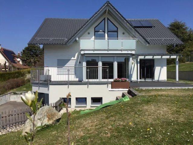 Villa individuelle d'exception avec jardin privatif à Prangins