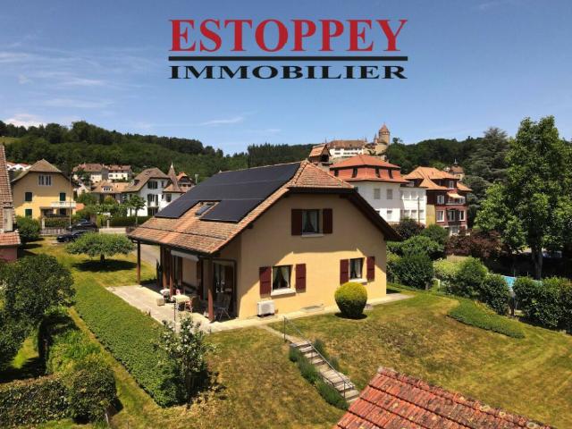 Villa individuelle de 6.5 pièces avec grand jardin de 1'618 m2