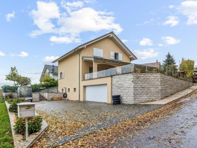 Villa individuelle moderne et lumineuse, cadre dominant
