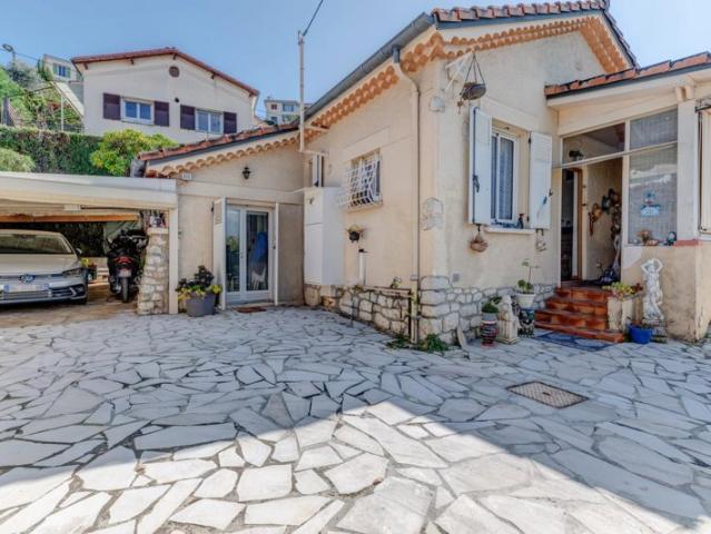 VILLA INDIVIDUELLE NICE MONT BORON